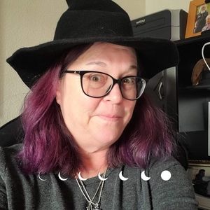 Meet your Posher, Gina